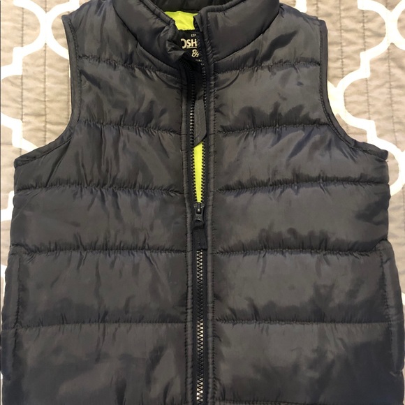 Boys OshKosh Vest size 4T - Picture 2 of 2